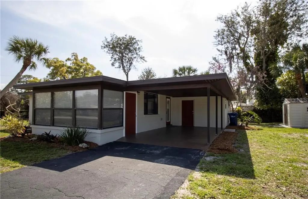 281 Lakeview Lane Englewood FL 34223