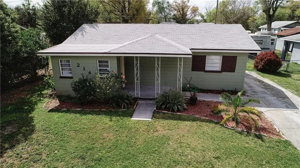 214 Pike Street Auburndale FL 33823