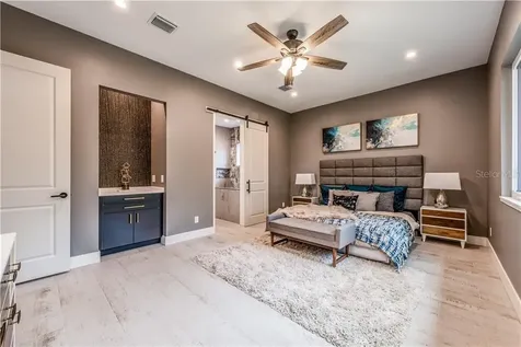 1517 Cloverlawn Avenue Orlando FL 32806