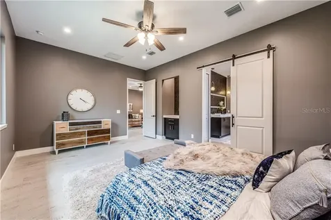 1517 Cloverlawn Avenue Orlando FL 32806
