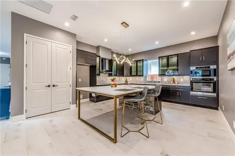 1517 Cloverlawn Avenue Orlando FL 32806