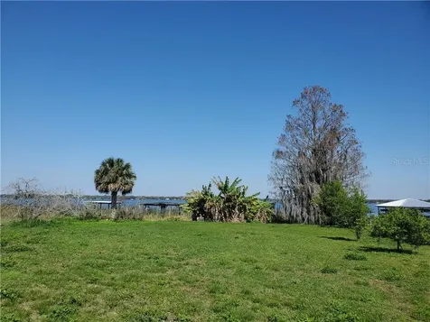 16403 E Shirley Shores Road Tavares FL 32778