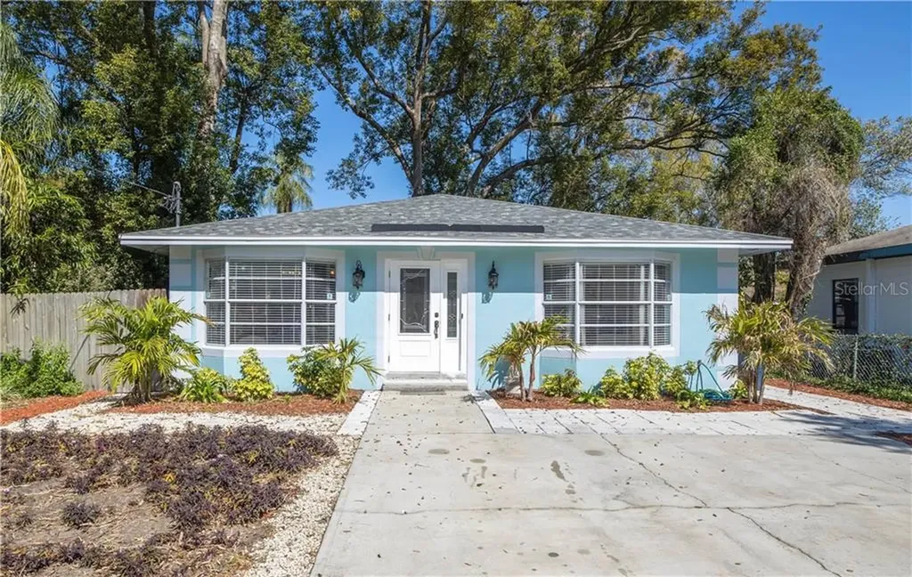 1214 E Diana Street Tampa FL 33604