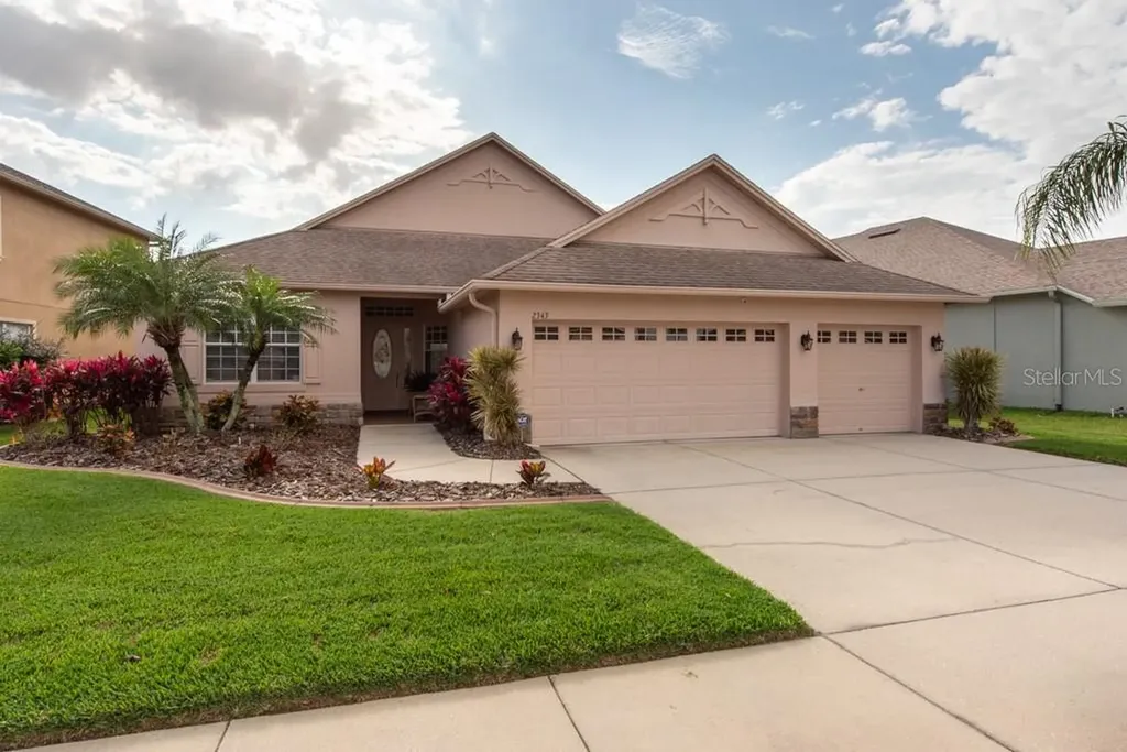 2343 Shirecrest Cove Way Lutz FL 33558