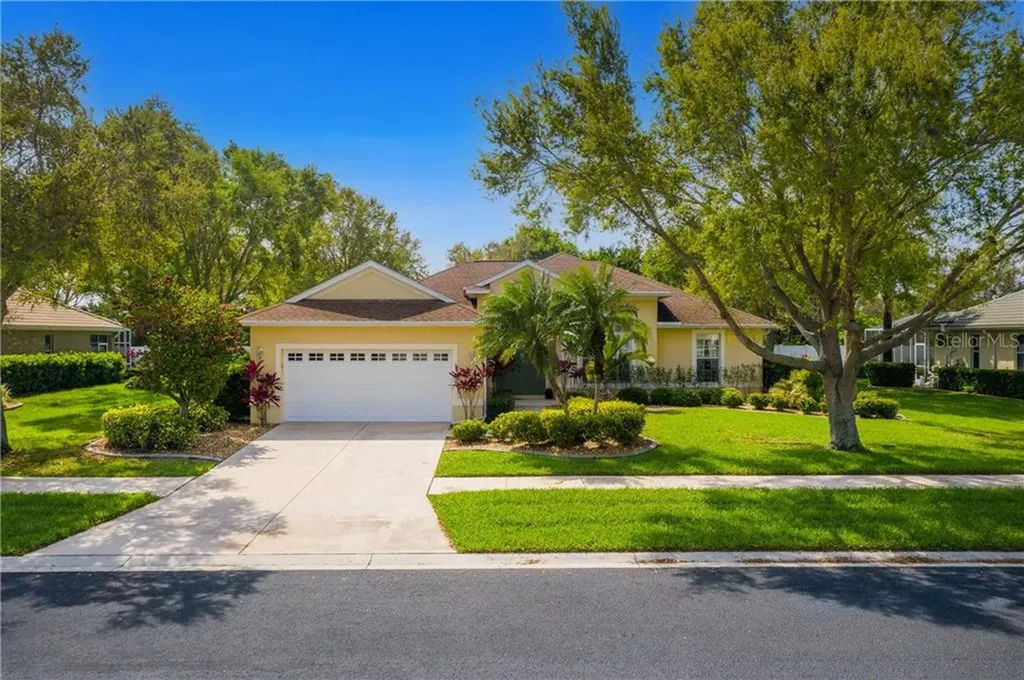 136 Clear Lake Drive Englewood FL 34223