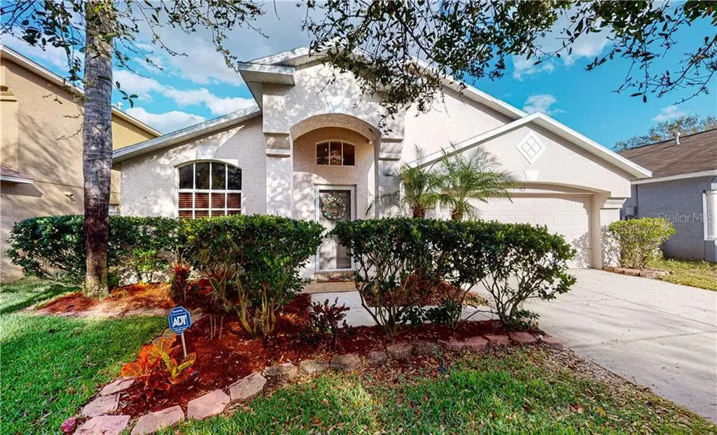 513 Sunset Beach Court Valrico FL 33594