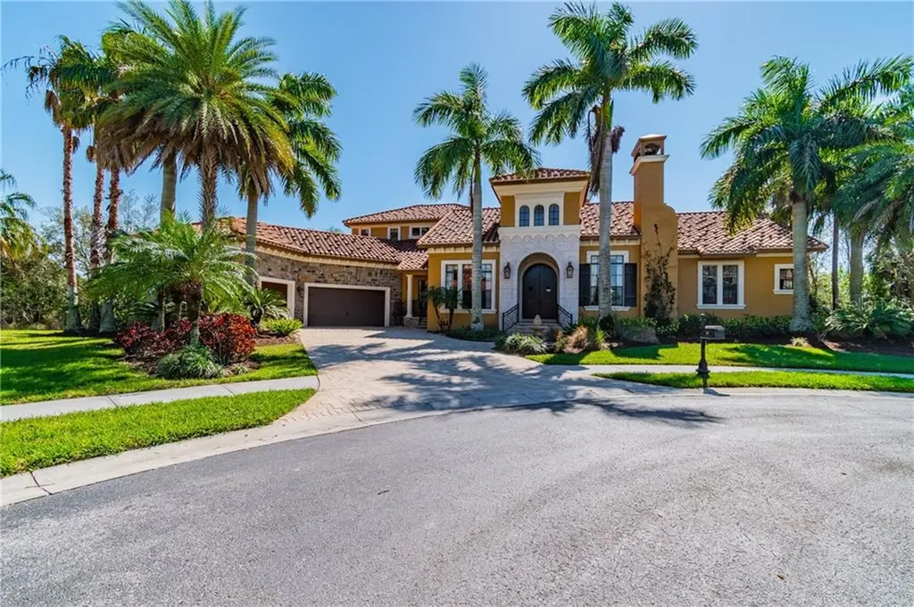 292 Mobbly Bay Drive Oldsmar FL 34677