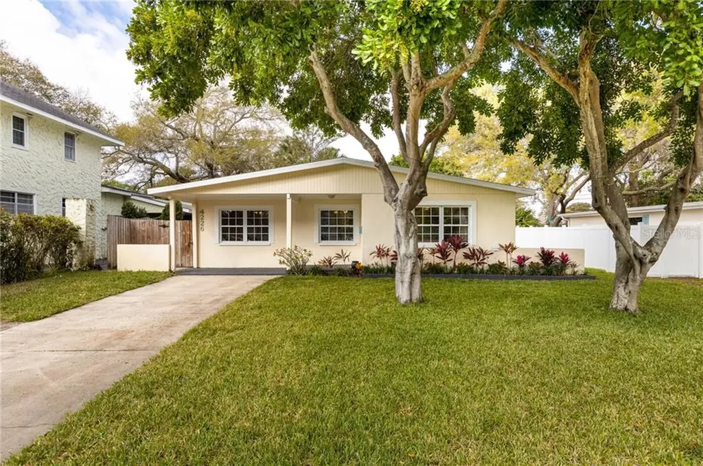 4226 Helena Street NE St Petersburg FL 33703