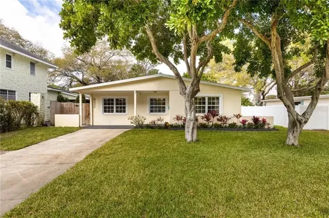 4226 Helena Street NE St Petersburg FL 33703