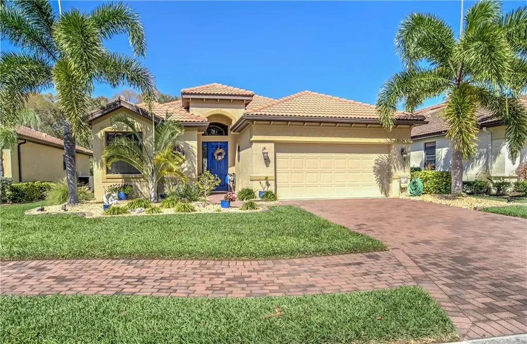 3813 80th Drive E Sarasota FL 34243