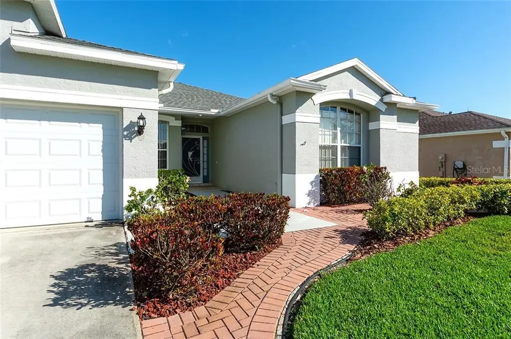 5211 52nd Avenue W Bradenton FL 34210