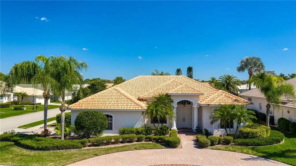446 Fairway Isles Drive Venice FL 34285