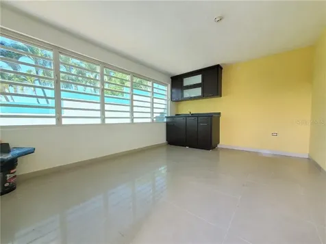 #6 Calle B Gurabo PR 00778