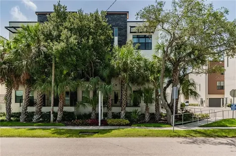 4810 W Mcelroy Avenue Tampa FL 33611