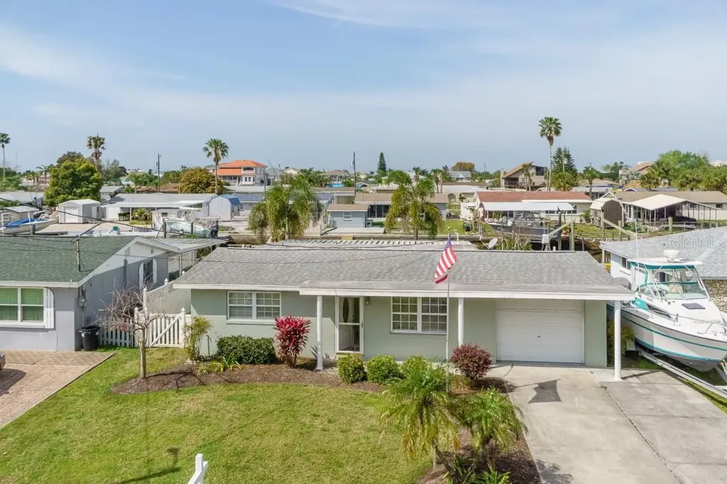 13415 Neptune Drive Hudson FL 34667