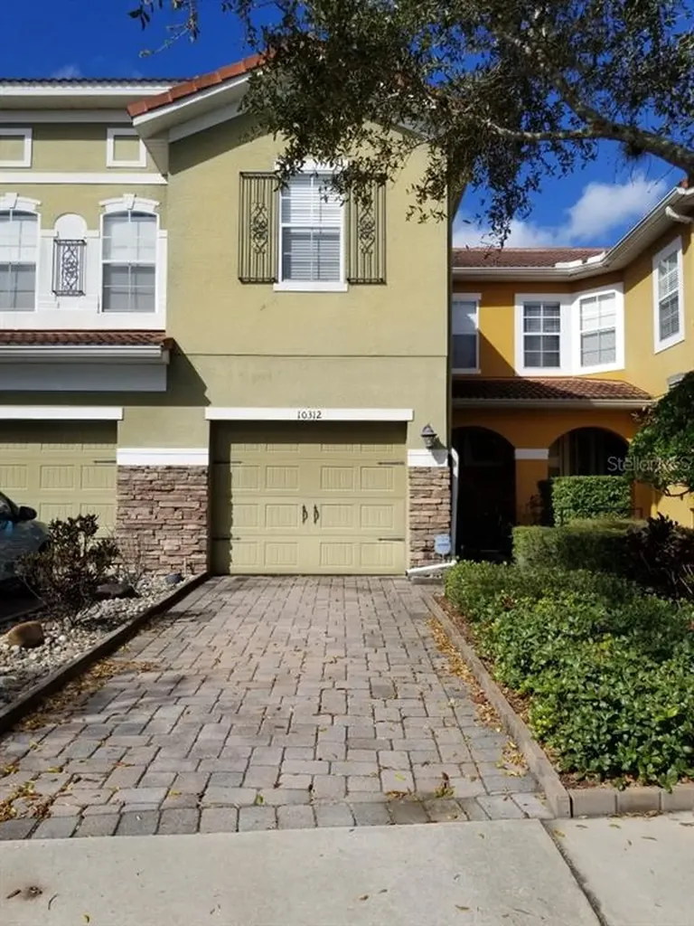 10312 Fallsgrove Street Orlando FL 32836