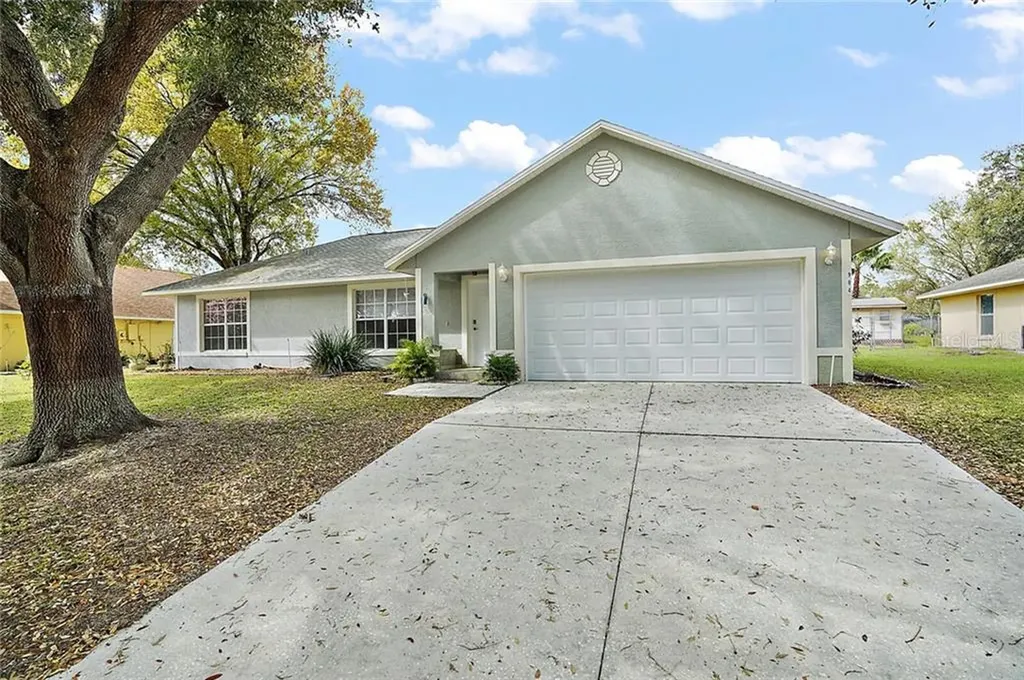 904 Elm Forest Drive Minneola FL 34715