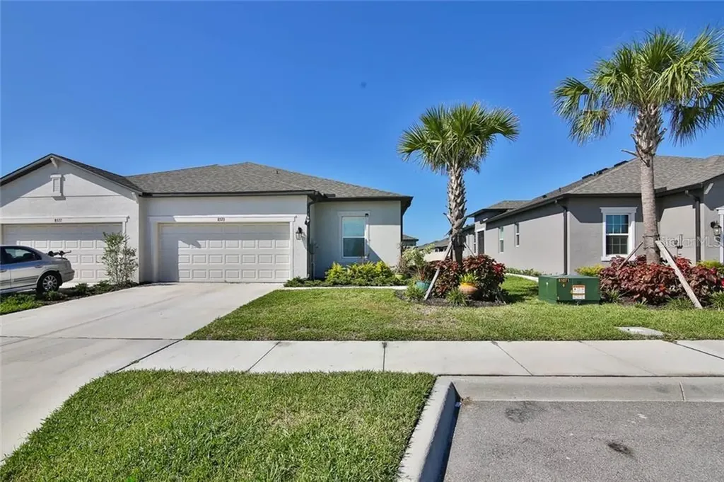 8573 Whispering Street Sarasota FL 34240