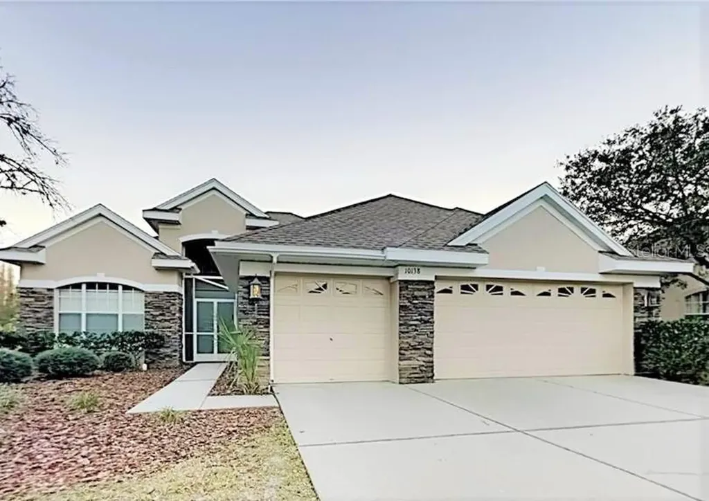 10138 Deercliff Drive Tampa FL 33647