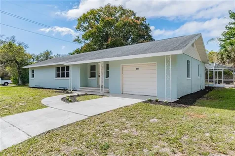 818 26th Street W Bradenton FL 34205
