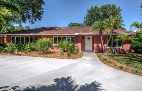 617 49th Street W Bradenton FL 34209