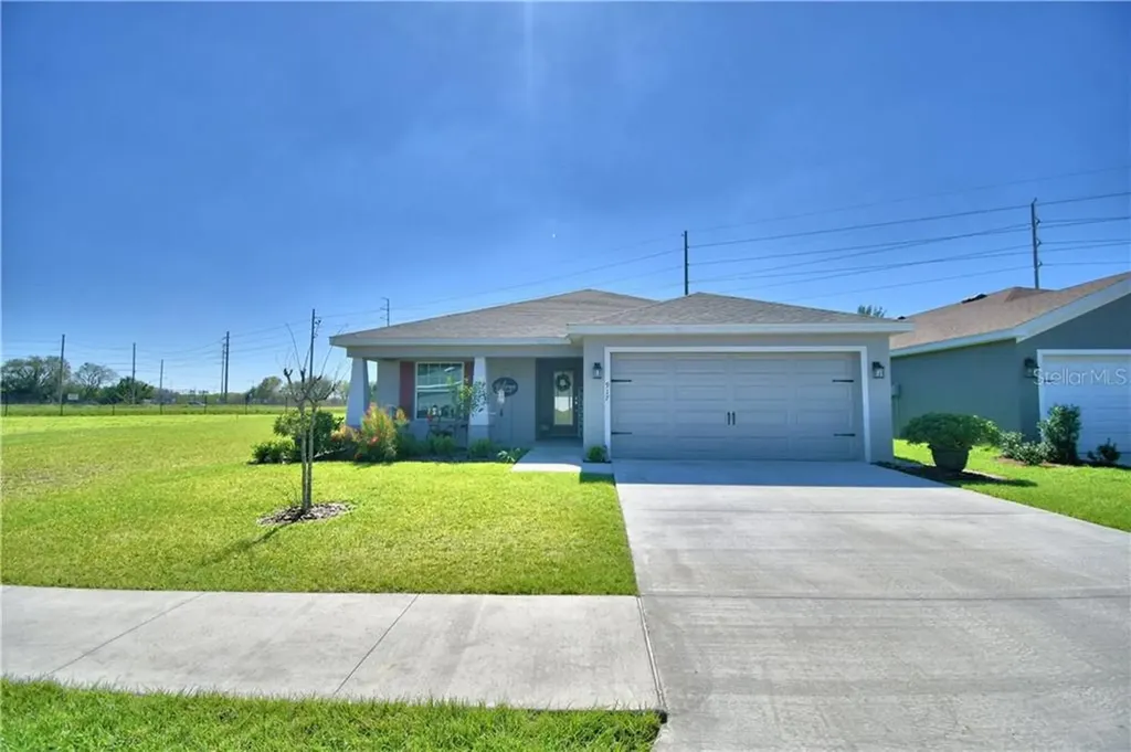 917 Orleans Drive Eagle Lake FL 33839