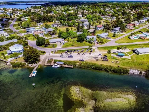4016 5th Avenue W Palmetto FL 34221