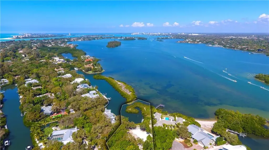 5342 Hidden Harbor Road Sarasota FL 34242