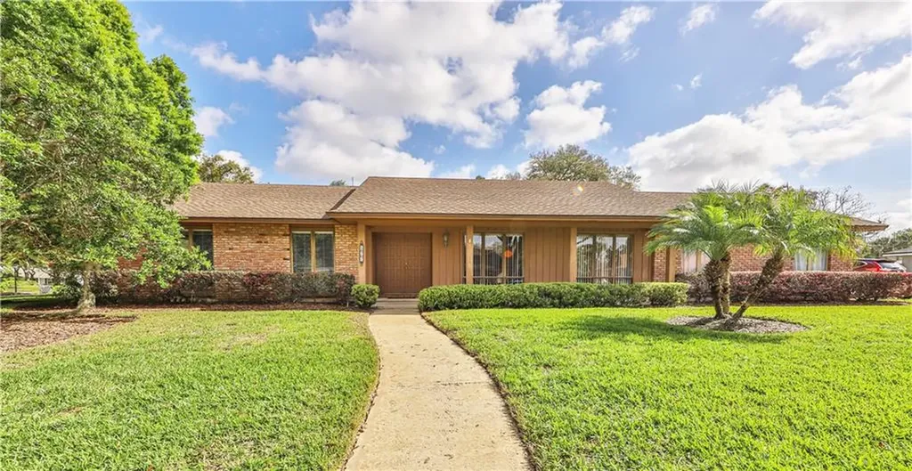 577 Whisper Wood Drive Longwood FL 32779