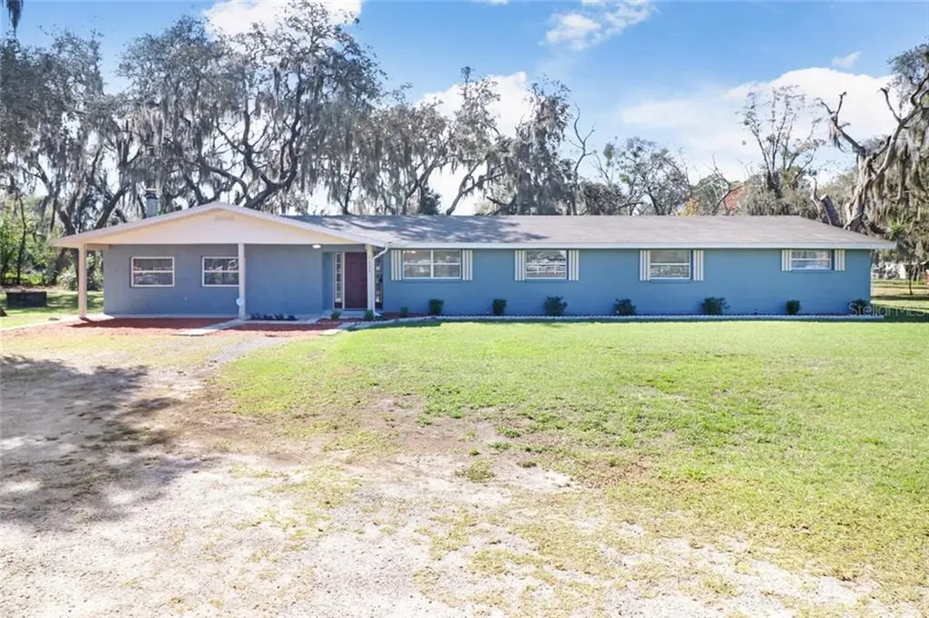 7625 N Socrum Loop Road Lakeland FL 33809