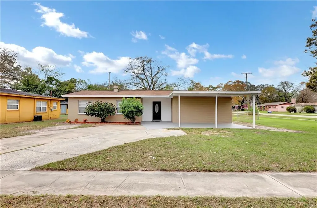 6816 N 48th Street Tampa FL 33610