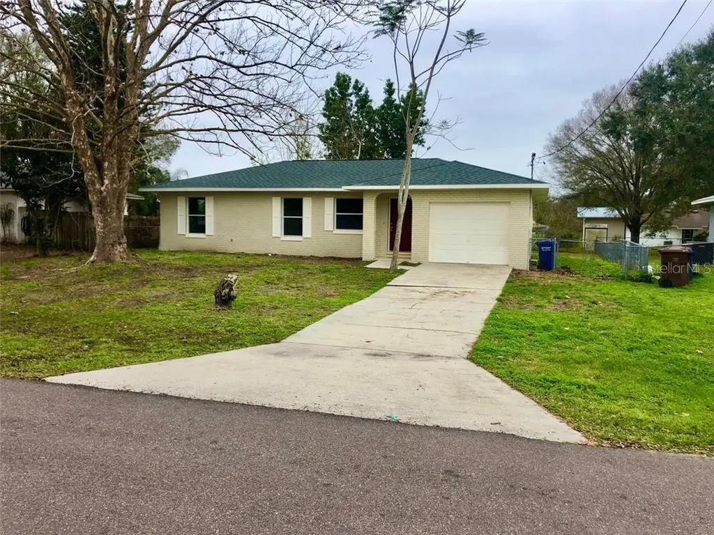 438 Honey Bee Lane Polk City FL 33868