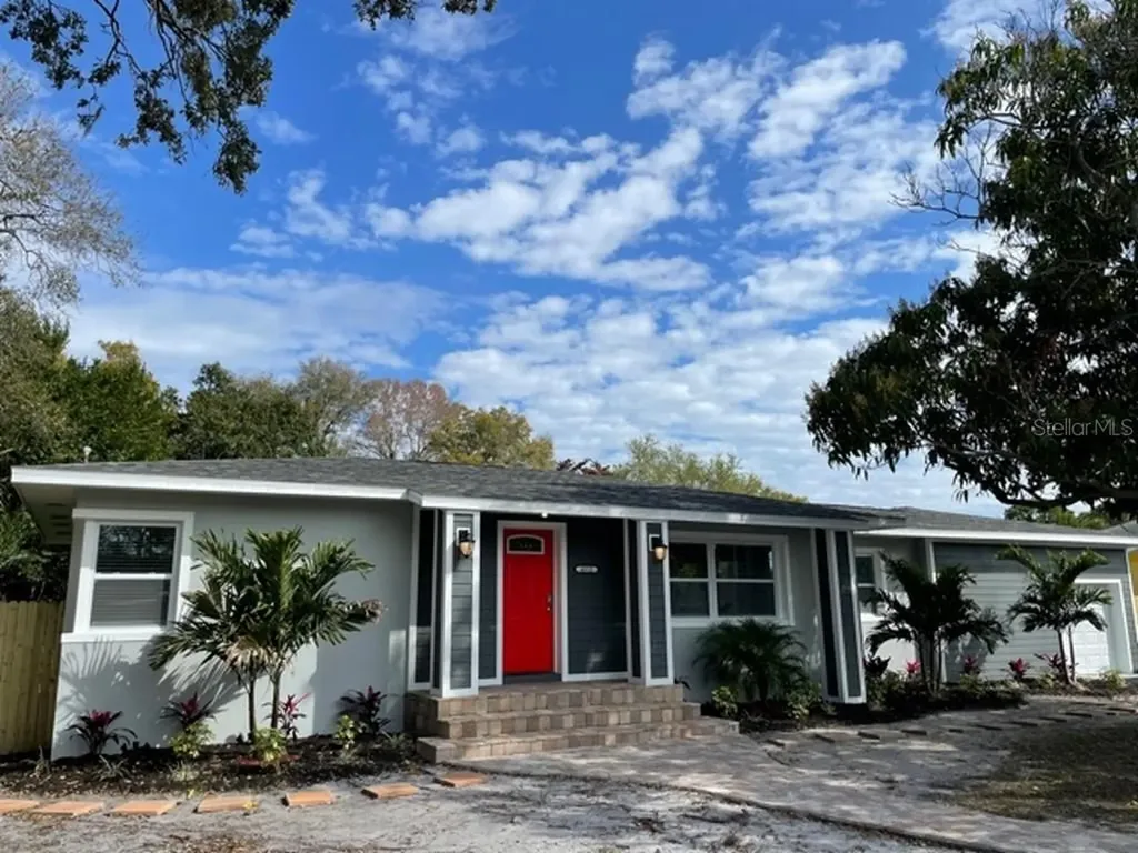 4833 14th Avenue N St Petersburg FL 33713