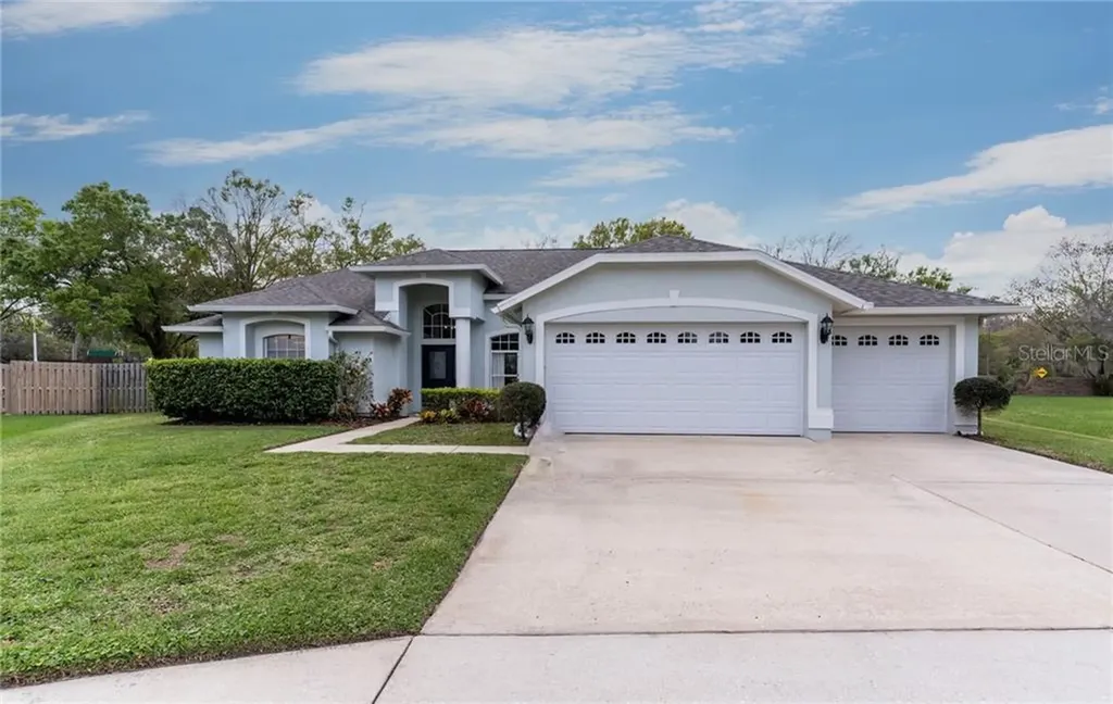 28306 Glade Fern Court Wesley Chapel FL 33543