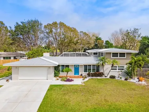 2479 Sunnyside Lane Sarasota FL 34239
