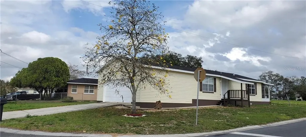 374 F Street Lake Wales FL 33853