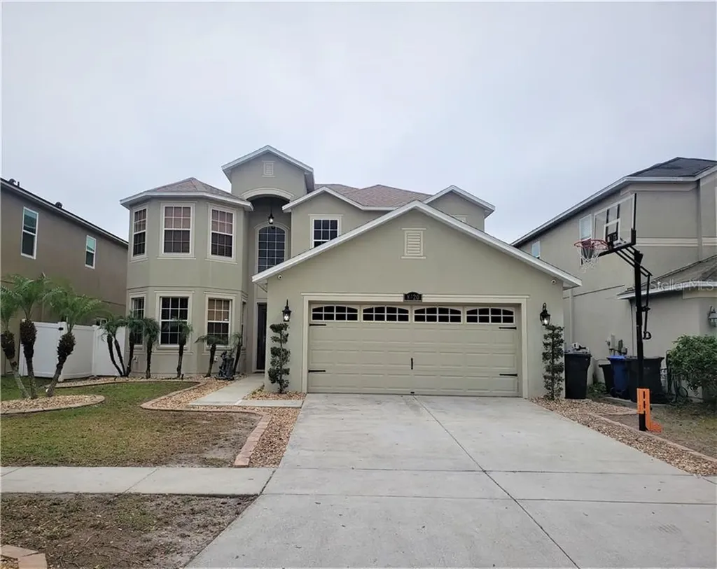8420 Carriage Pointe Drive Gibsonton FL 33534