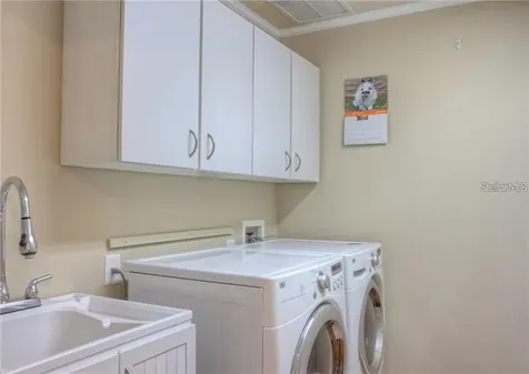 7348 Stanhope Court Sarasota FL 34238