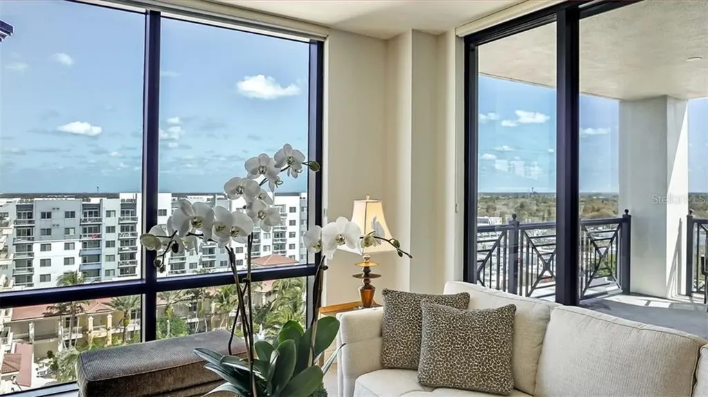 50 Central Avenue Sarasota FL 34236