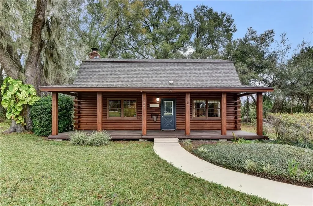 3201 N Woodland Boulevard Deland FL 32720