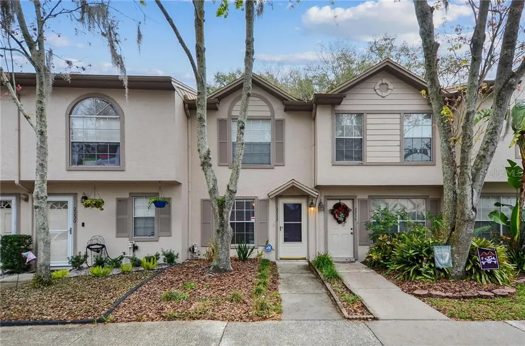 2232 Fletchers Point Circle Tampa FL 33613