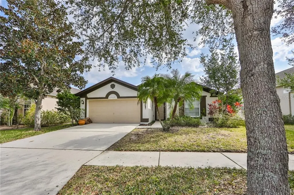 6709 Guilford Glen Place Apollo Beach FL 33572