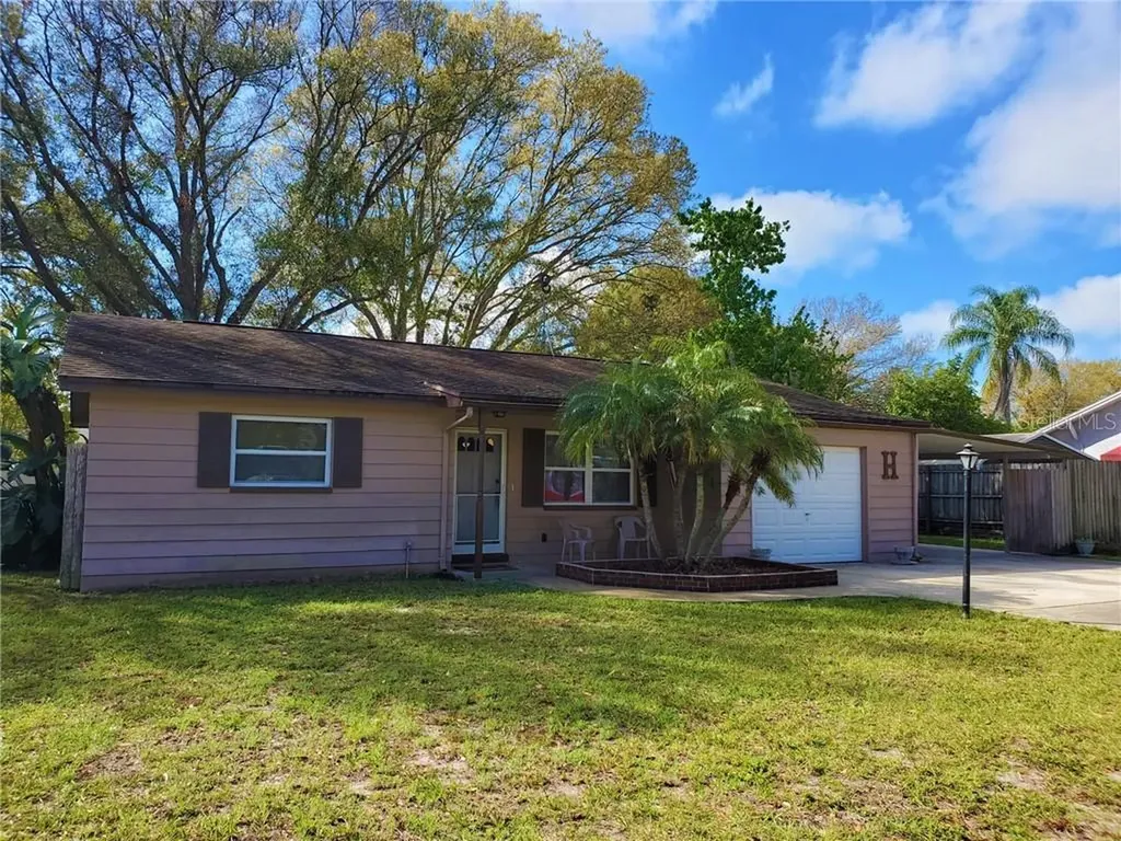 7950 44th Avenue N St Petersburg FL 33709