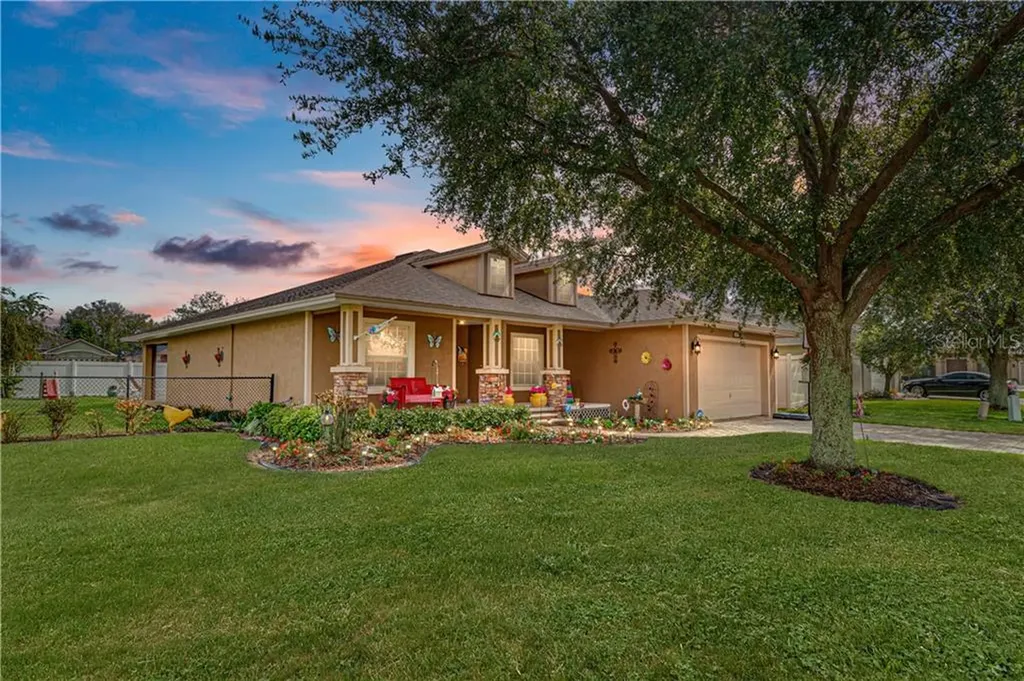 319 Bentley Oaks Boulevard Auburndale FL 33823