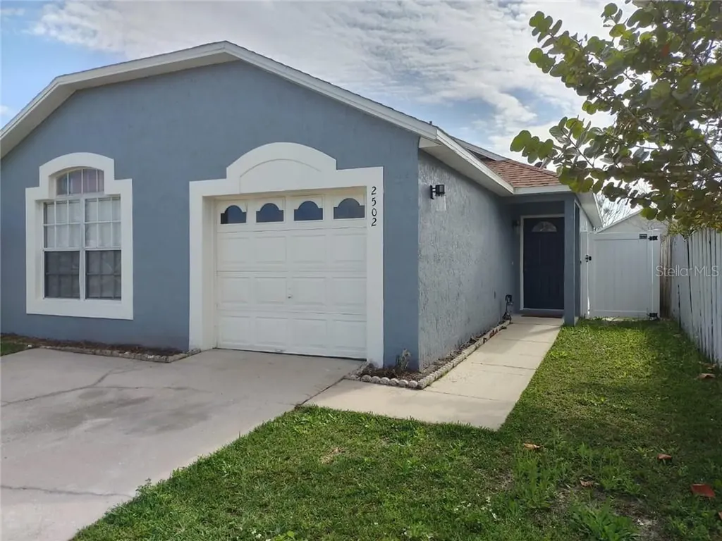 2502 Hadleigh Street Kissimmee FL 34743