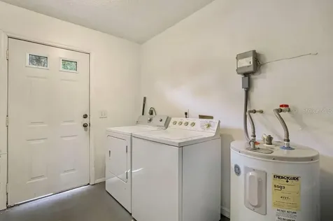 2562 25th Street Sarasota FL 34234