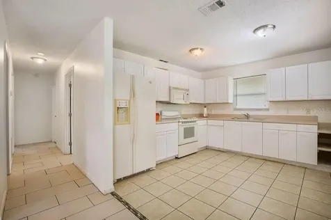 2562 25th Street Sarasota FL 34234