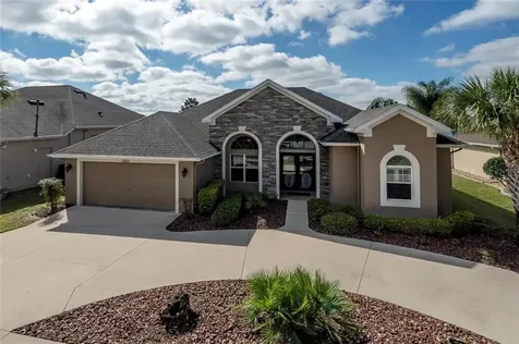8084 Bridgeport Bay Circle Mount Dora FL 32757