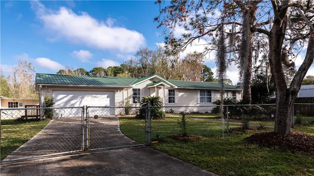 11327 Willow Avenue Leesburg FL 34788