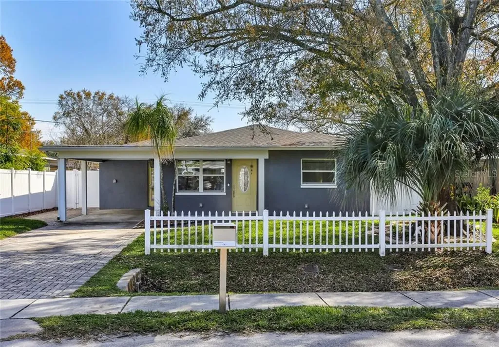4106 W Carmen Street Tampa FL 33609